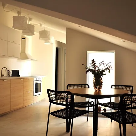Appartamento Free Parking The Garden Loft Zara