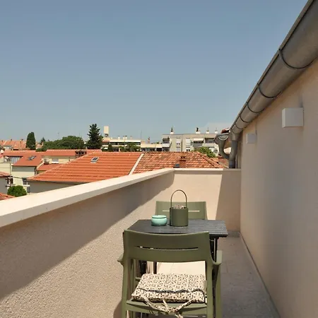 Free Parking The Garden Loft Appartamento